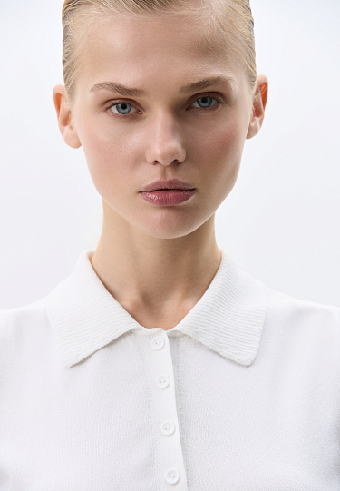 Топ с воротником-поло