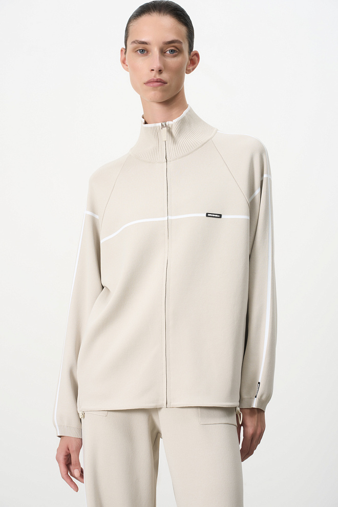 Спортивный бомбер на кулиске