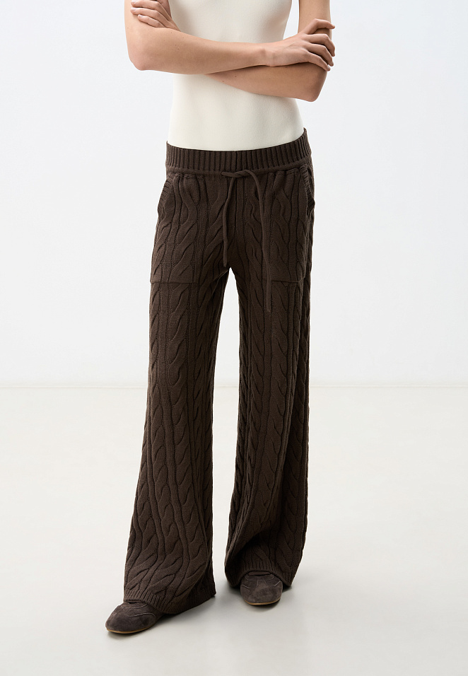 Трикотажные брюки с косами