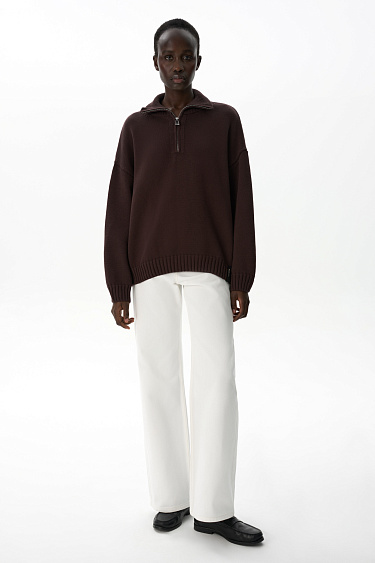 Джемпер с воротником-стойкой
