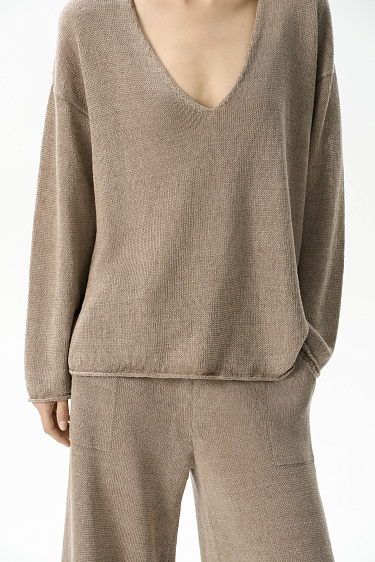 Джемпер с V-образным вырезом из 100% льна
