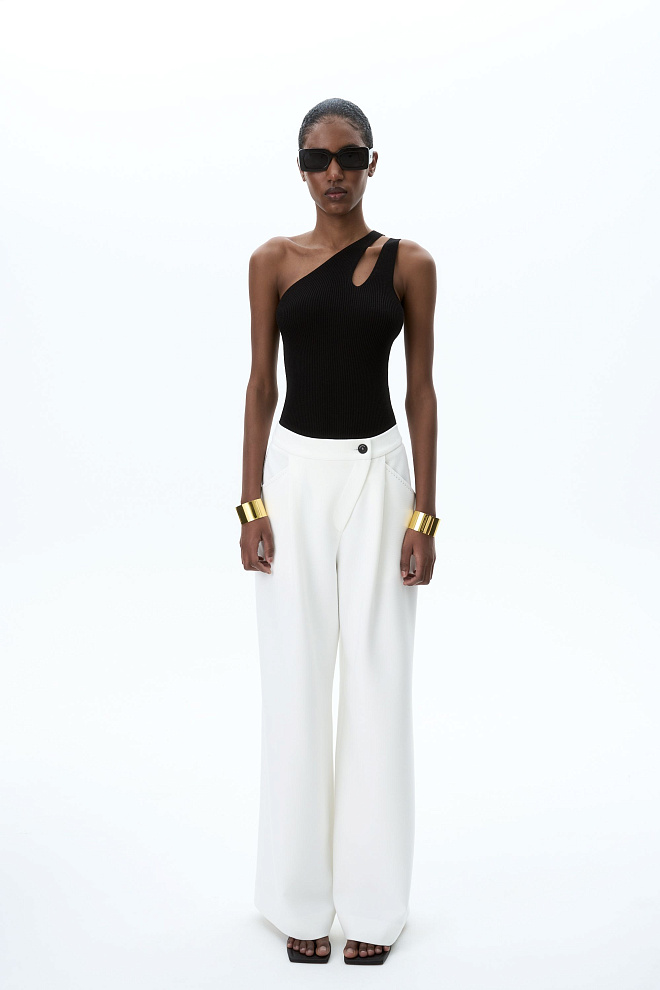 Трикотажный топ с двойной лямкой