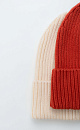 Трикотажная шапка из 100% хлопка. Модель с высоким отворотом. 