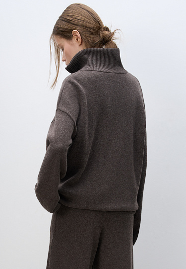 Джемпер с воротником-стойкой на молнии