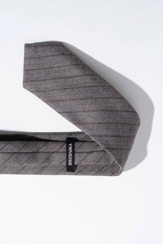 Галстук в полоску 