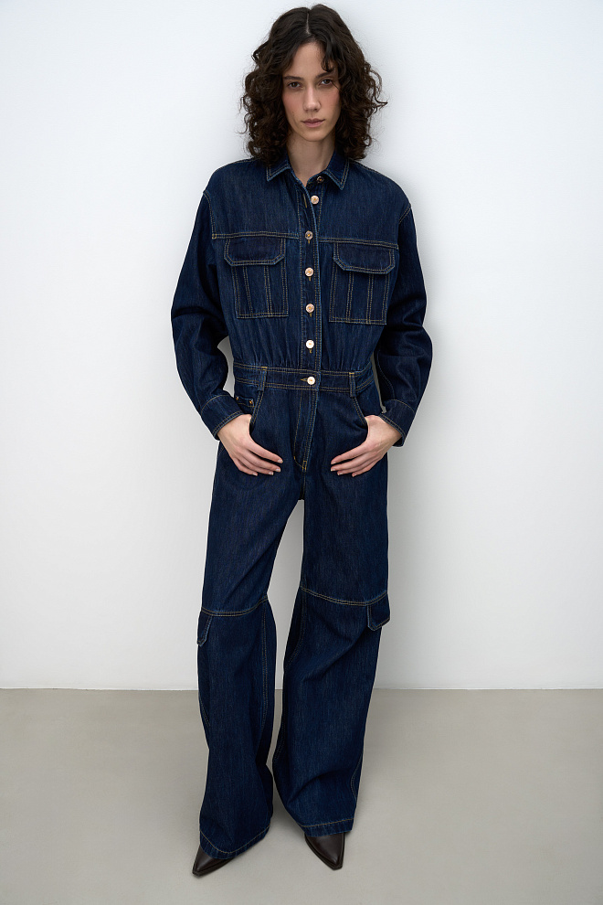 Джинсовый комбинезон