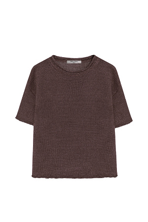 коричневый Трикотажная футболка из 100% льна. Модель свободного силуэта со спущенной линией плеча, коротким рукавом и круглымм вырезом горловины. 