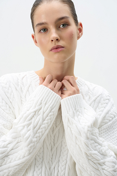 Трикотажный джемпер с косами