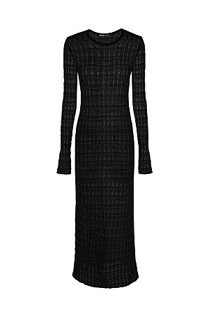 черный Ажурное платье длины миди из тонкой пряжи супер кид мохера и беби альпака. Модель приталенного силуэта, с длинными рукавами и круглым вырезом горловины. Платье-комбинация из вискозы в комплекте. 