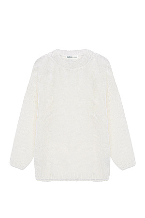 белый Трикотажный полупрозрачный джемпер из смесовой шерсти с добавлением мохера. Модель свободного силуэта со спущенной линией плеч и круглым вырезом горловины. Манжеты и низ изделия выполнены в широкий рубчик.