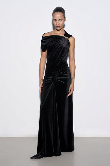 Бархатное платье макси с драпировкой