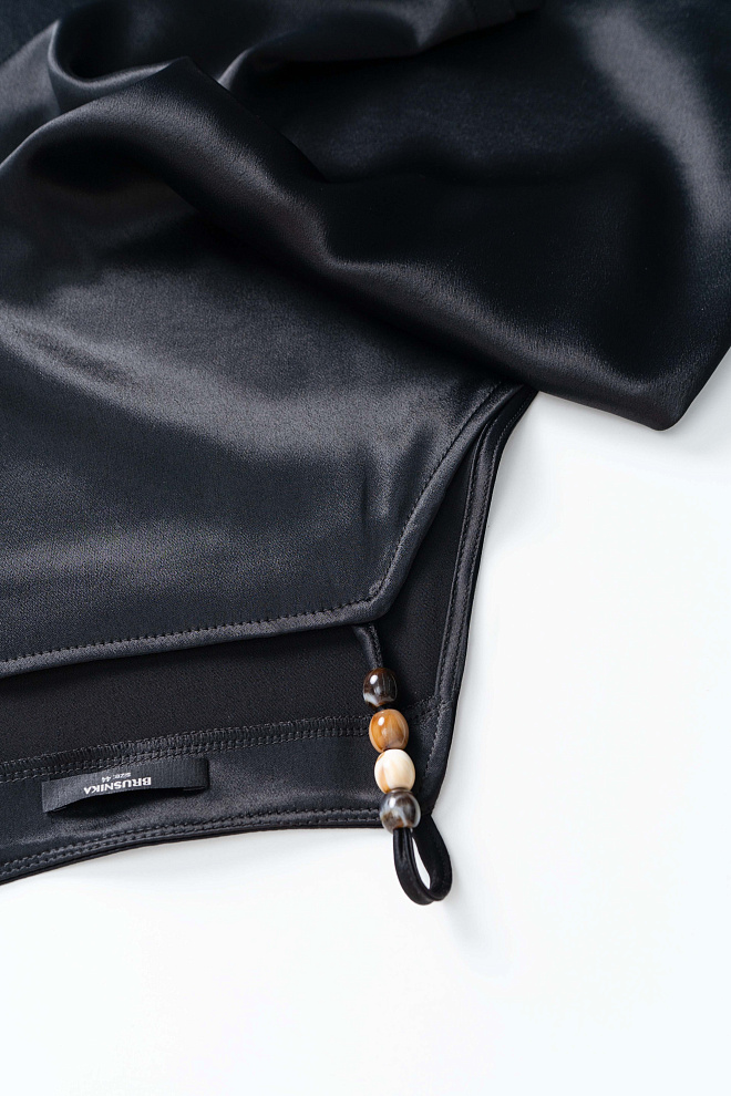 Топ из атласной вискозы