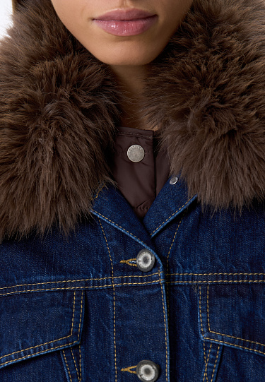 Джинсовая куртка с меховым воротником и жилеткой