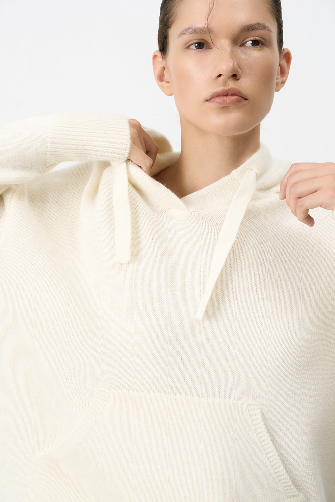 Трикотажное худи с кашемиром 