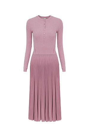 розовый Платье из шерсти и вискозы миди длины с юбкой-плиссе и планкой с пуговицами на груди. Имеется подъюбник.