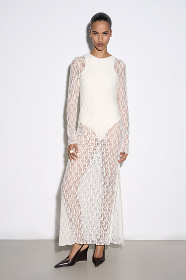 Кружевное платье макси