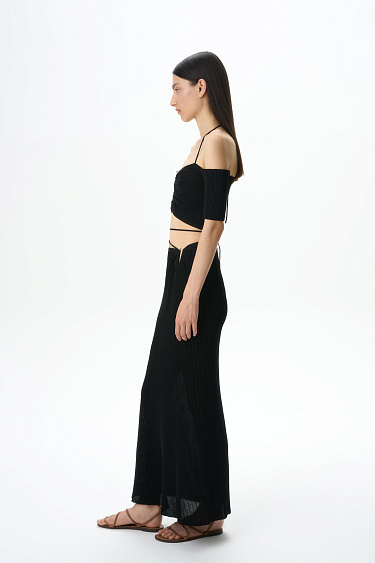 Юбка макси с акцентной деталью на бедре