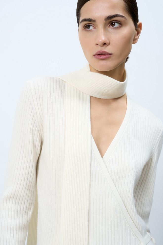 Трикотажное платье из шерсти и кашемира