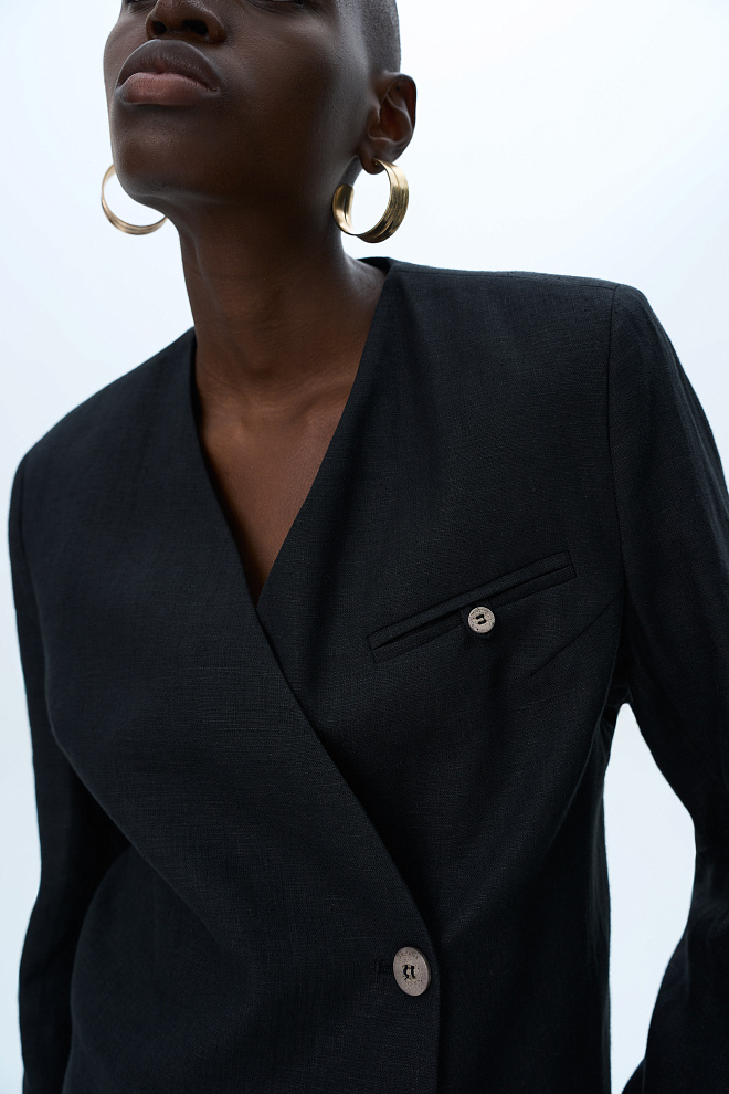 Укороченный жакет на запах из 100% льна