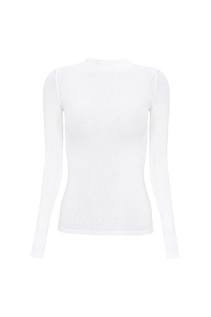 белый Трикотажный лонгслив с орнаментов в виде большого сердца на спине. Модель по фигуре выполнена ажурным переплетением с имитацией "сетки". 