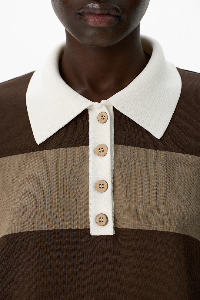 Футболка с воротником поло