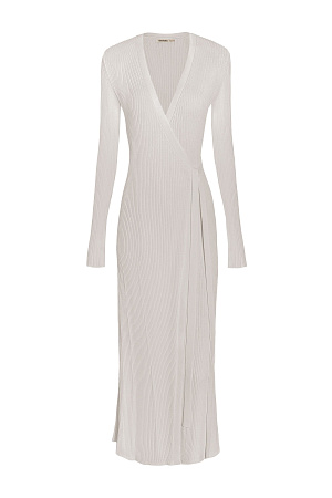 бежевый Длинное платье на запах из плотной вискозы с длинными расклешенными рукавами и поясом.