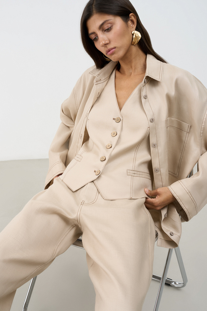 Жилет с имитацией карманов