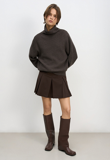 Юбка мини со встречными складками