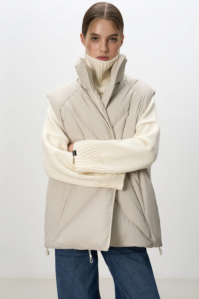 Стеганый жилет на пуху