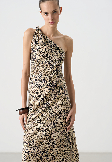 Платье с анималистичным принтом