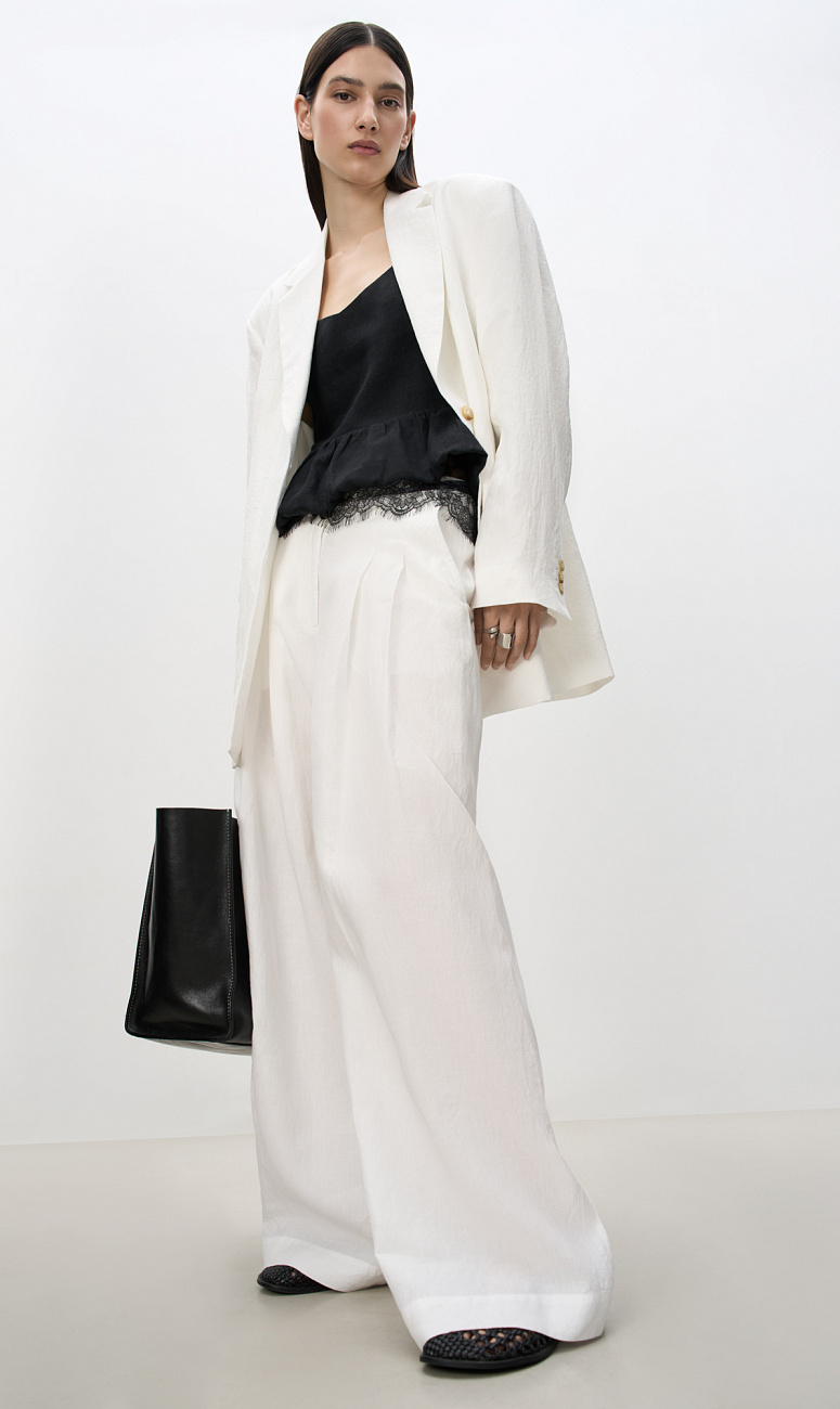 BRUSNIKA. Образ 8 из коллекции NEW regular collection