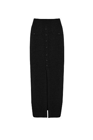 черный Трикотажная юбка из буклированной пряжи. Модель прямого силуэта с разрезом, декорированным пуговицами. Края изделия выполнены в рубчик. Широкий эластичный пояс. 