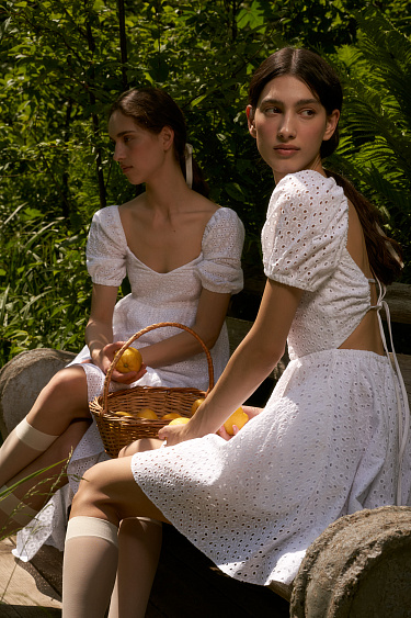 Короткое платье из 100% хлопка