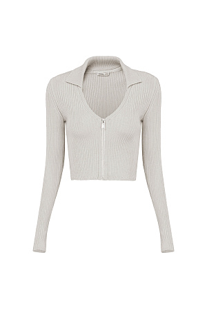 бежевый Укороченный кардиган на молнии. Модель приталенного силуэта с отложным воротником и застежкой на молнию.