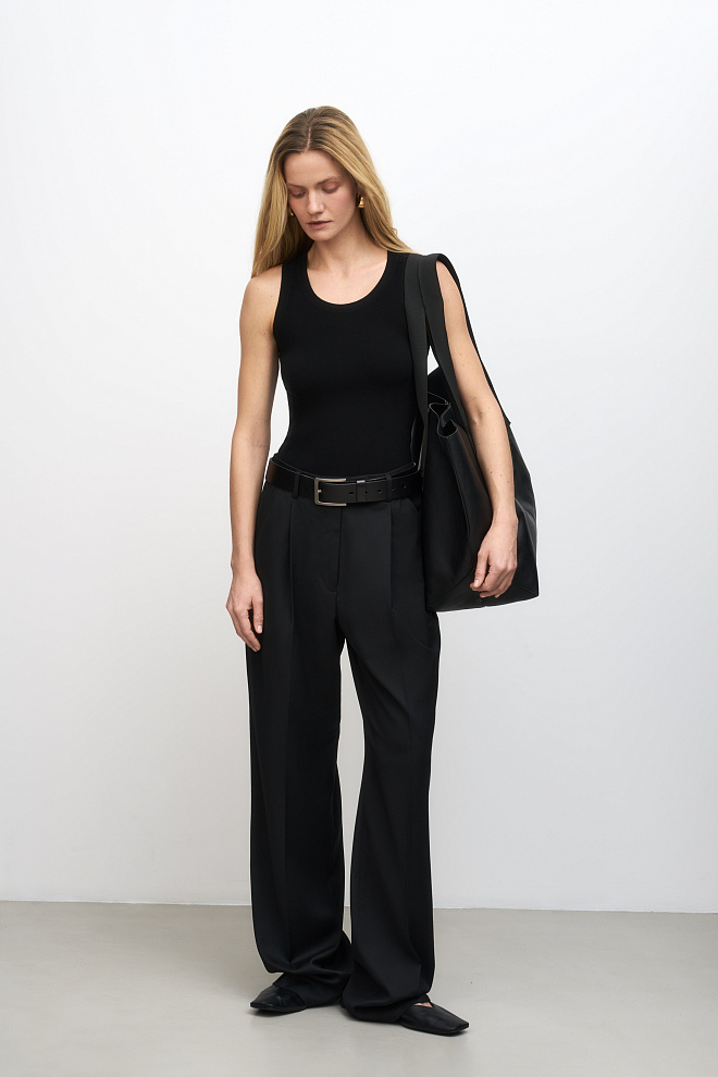 Удлиненная трикотажная майка