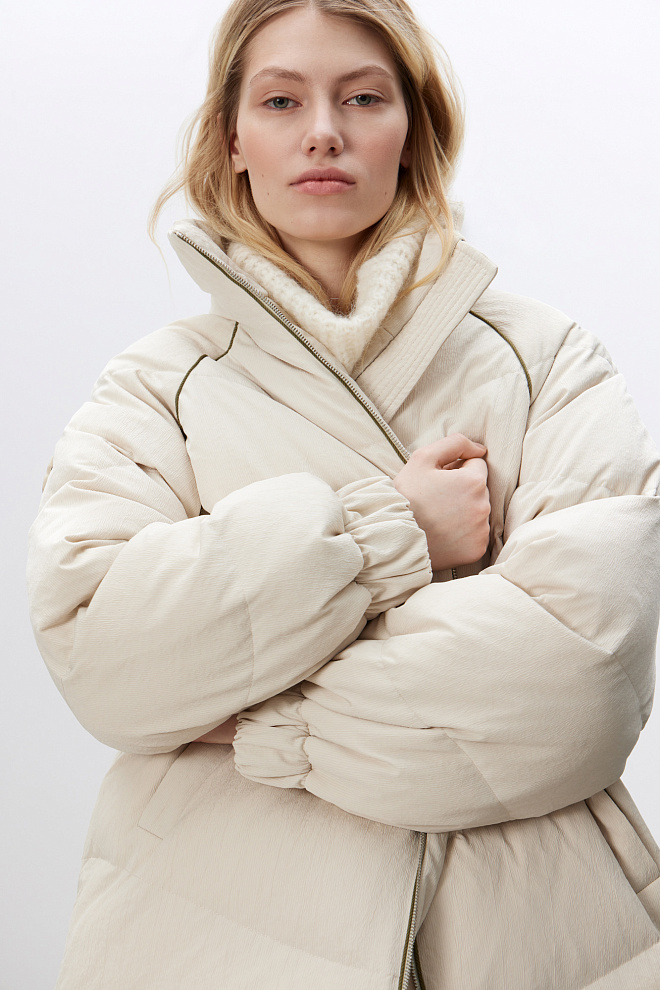 Стеганый пуховик из текстурного нейлона