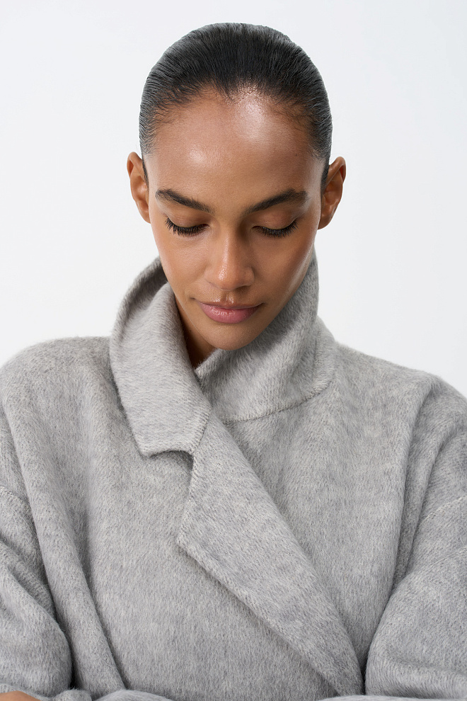 Двубортное пальто из шерсти