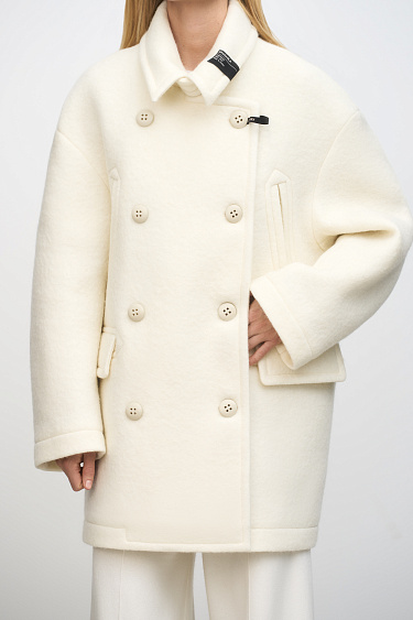 Двубортное пальто 