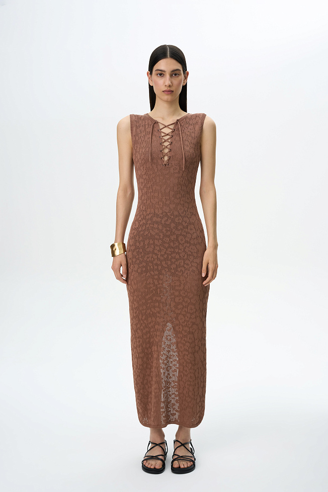 Трикотажное платье с анималистическим узором