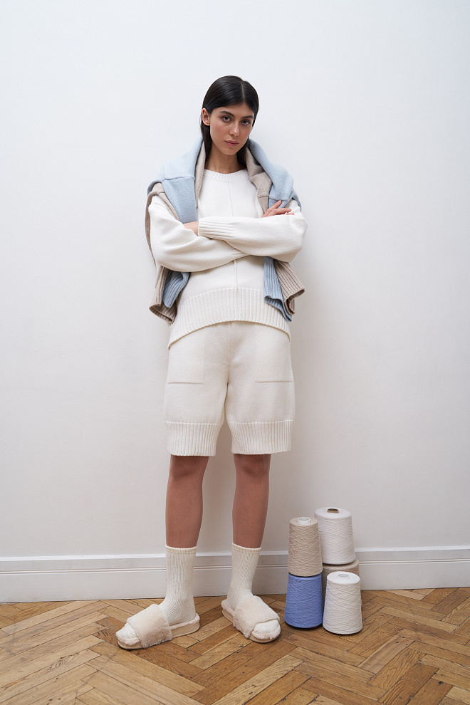 Трикотажные шорты из шерсти