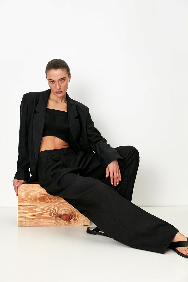 Жакет с разрезами по бокам из 100% льна