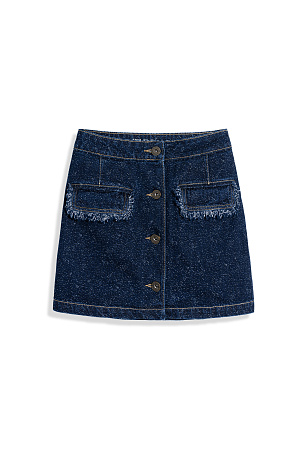синий Джинсовая юбка длины мини из 100% хлопка. Изделие декорировано бахромой на карманах. Застежка на металлические пуговицы. Дополнить образ можно жакетом в таком же стиле.