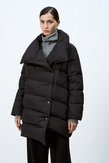 Утепленный пуховик на запах