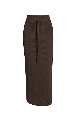 коричневый Трикотажная юбка длины миди. Модель прямого силуэта с эластичным поясом на кулиске. Дополнить образ можно жилетом в таком же стиле.