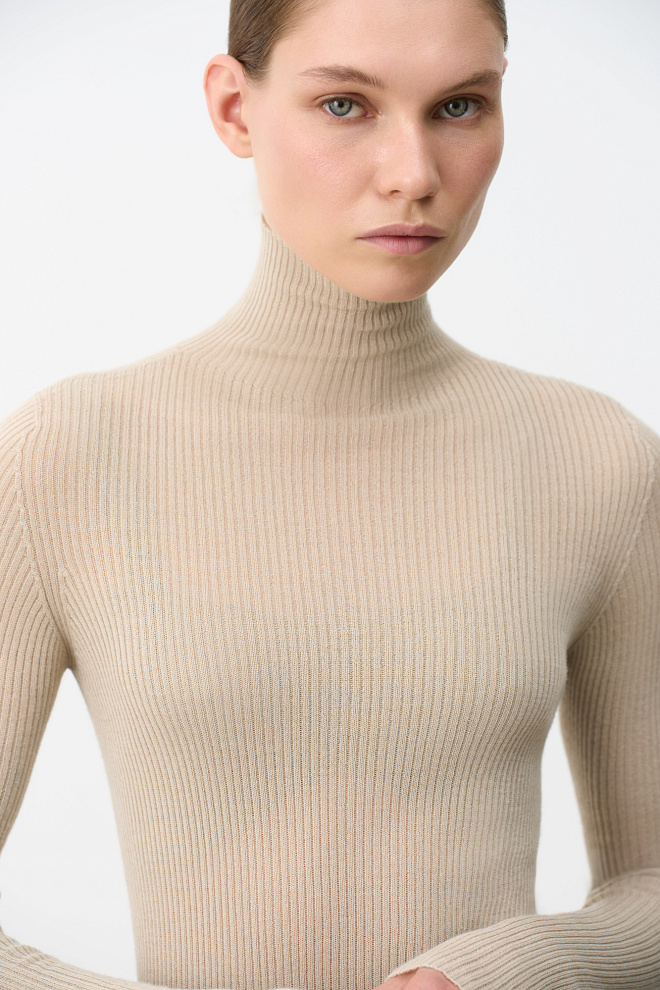 Трикотажная водолазка из шерсти мериноса 