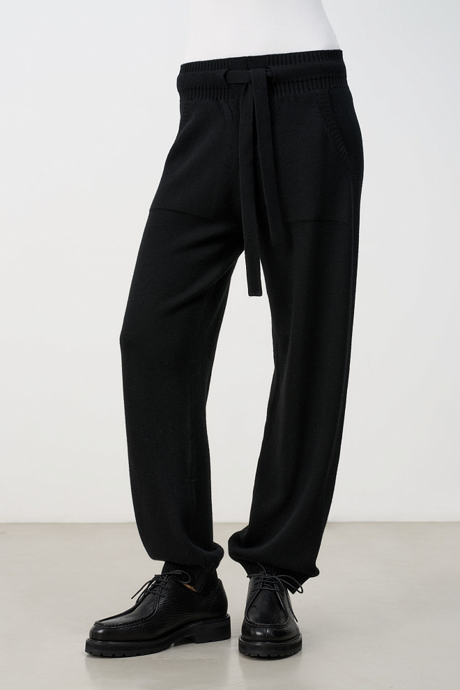 Трикотажные брюки-джоггеры из кашемира и шерсти