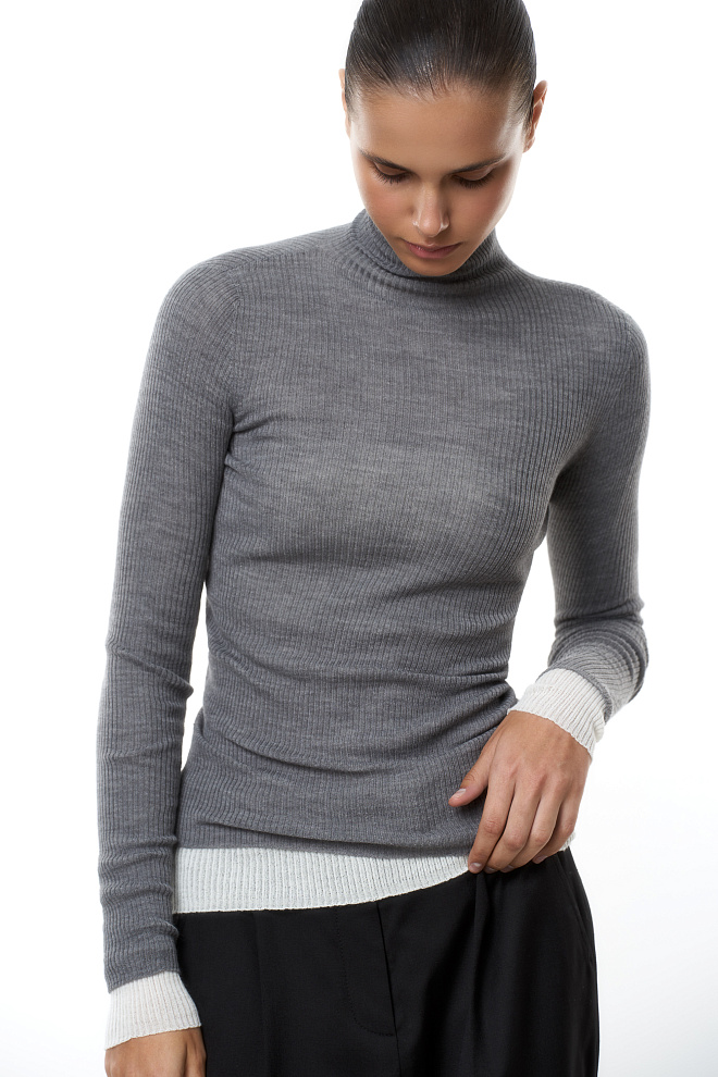 Трикотажная водолазка из шерсти мериноса 