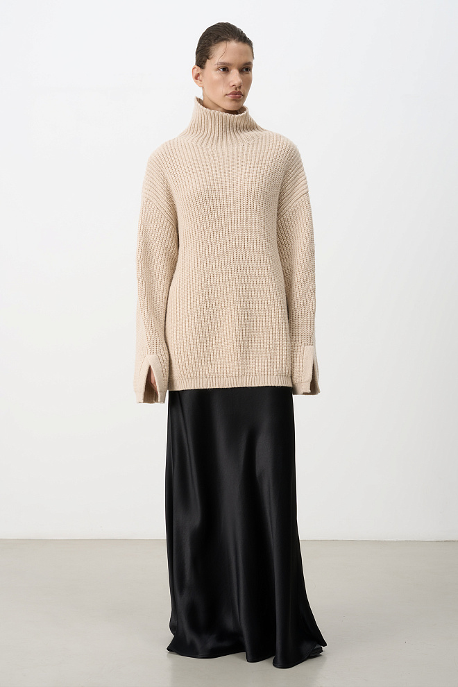 Джемпер с шерстью альпака со спущенным плечом