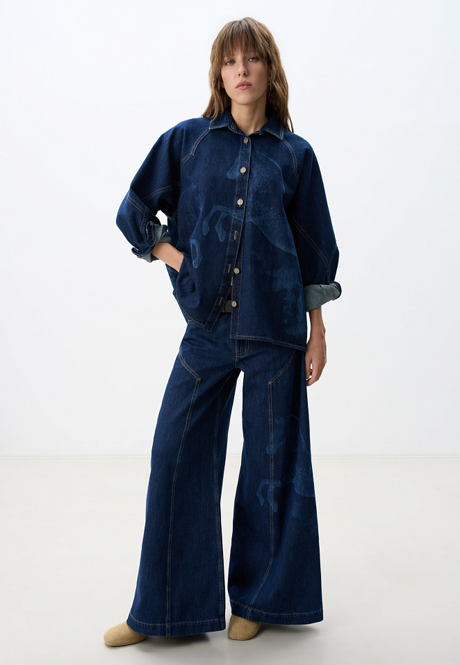 Джинсовая рубашка с принтом лошадей