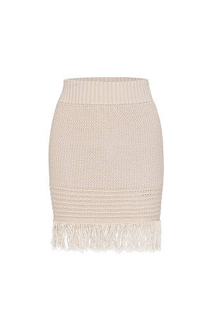 бежевый Трикотажная юбка длины мини из 100% хлопка с бахромой по низу изделия. Дополнить образ можно топом в таком же стиле.